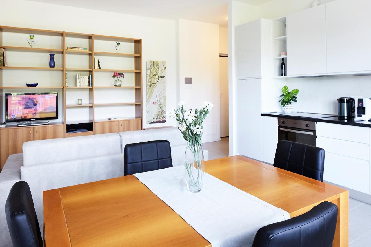 Appartamento La Vista By Holiday Solutions Como Exterior photo